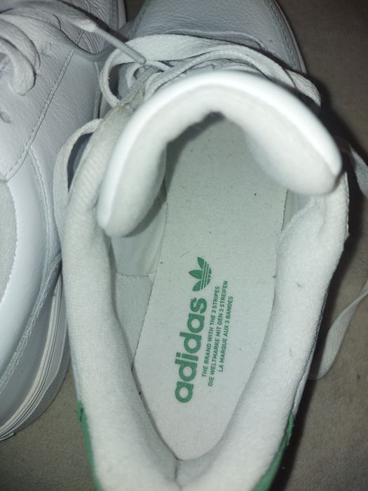 Nowe, ze skóry adidasy r. 39,5