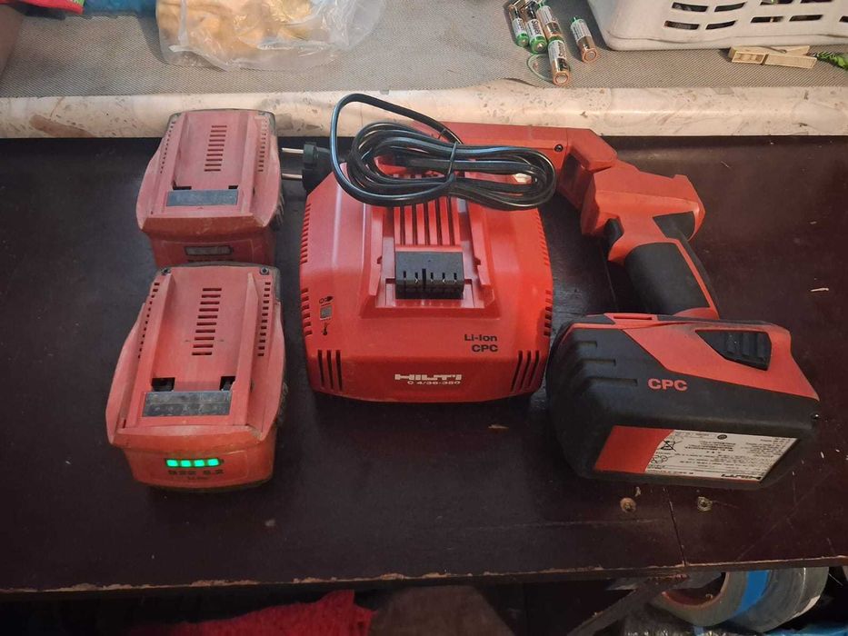 lampa akumulatorowa hilti akumulatory ładowarka