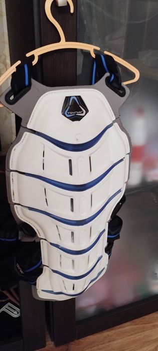 Моточерепаха, мотозахист, велозахист спини