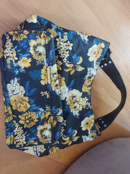 Mala de ombro, dupla face - 8,5 euros