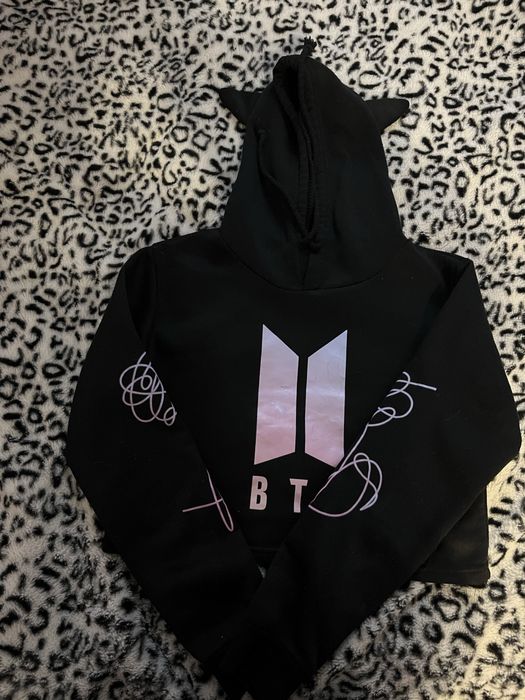 Світшот BTS бу, є пошкодженя с переді