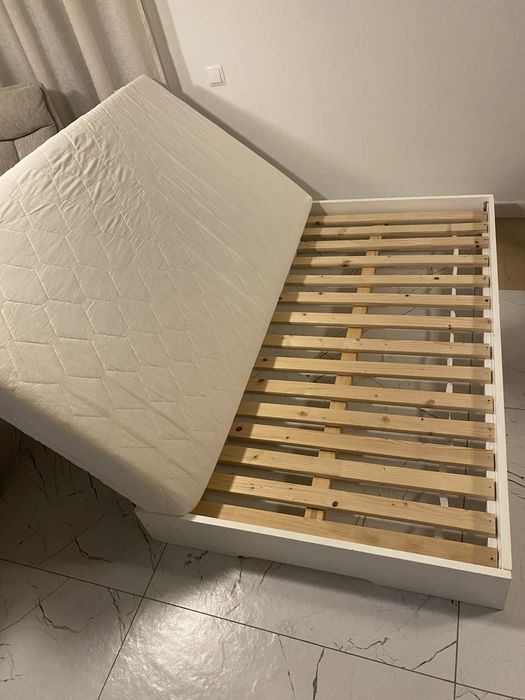 Łóżko drewniane z materacem dla dziecka 160/90