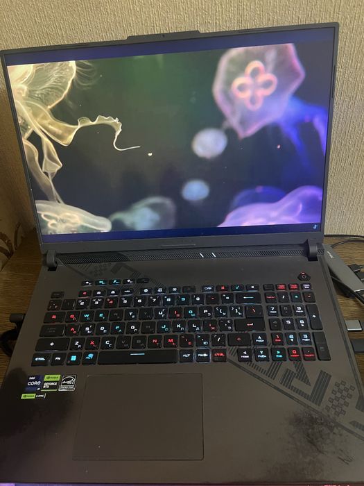 Asus rog g18 814ji