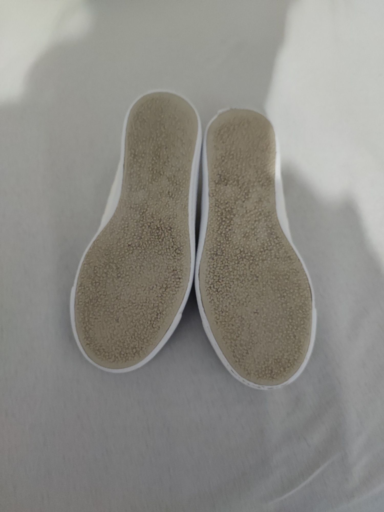Buty dziecięce Lacoste