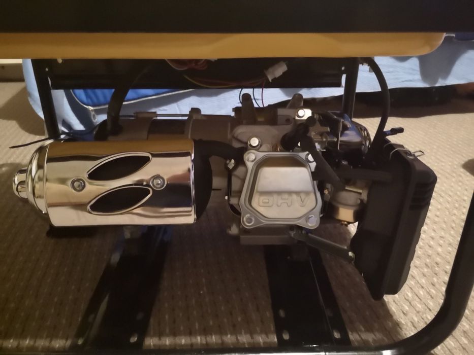 Генератор 2-2.6кВт