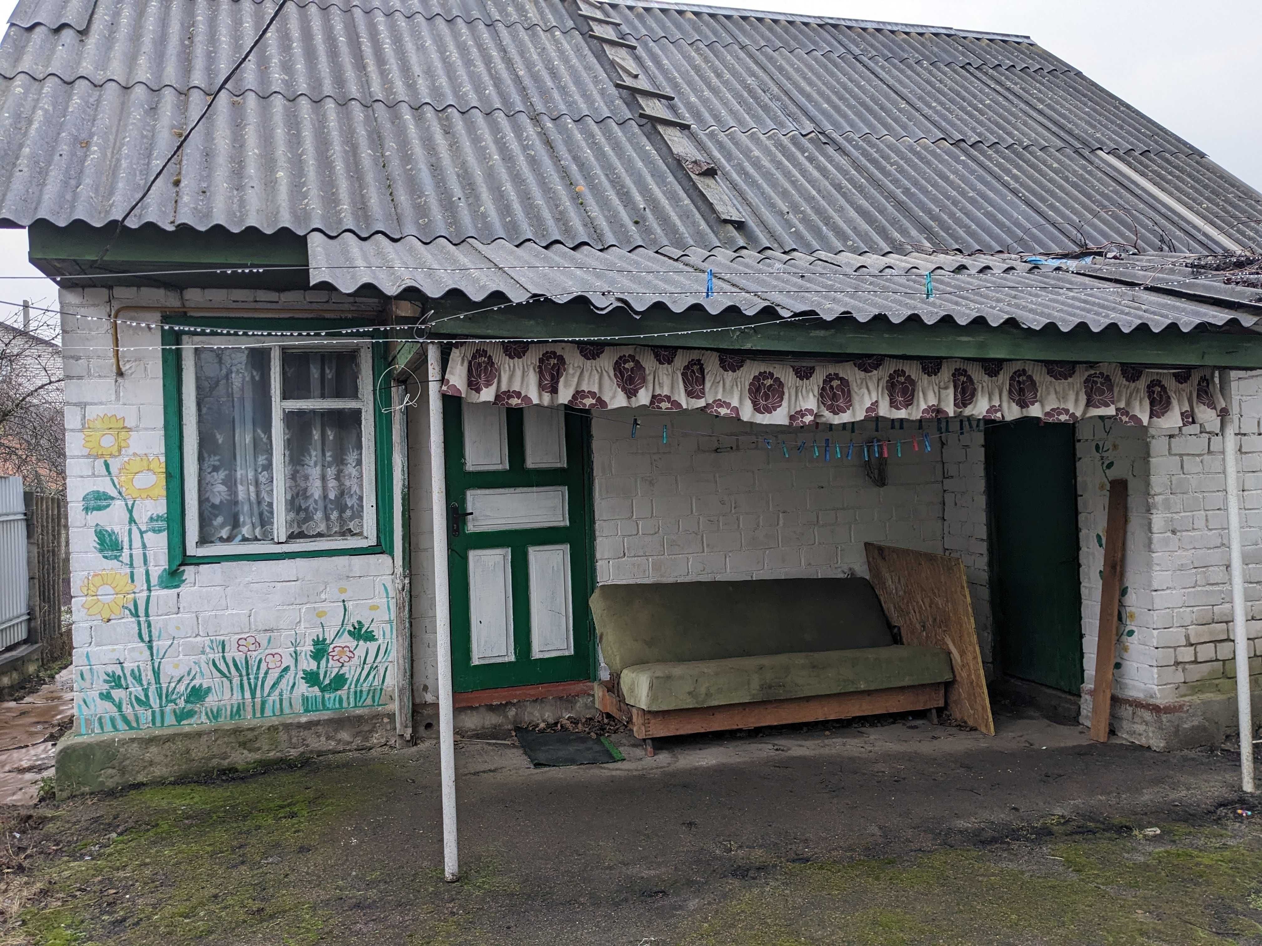 Продається будинок у місті Коростишів. Терміново. 100км від Києва.