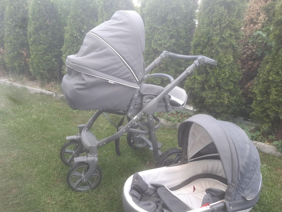 Wózek dziecięcy 4w1 ROAN spacerowy z gondolą i nosidełkiem nosidełko