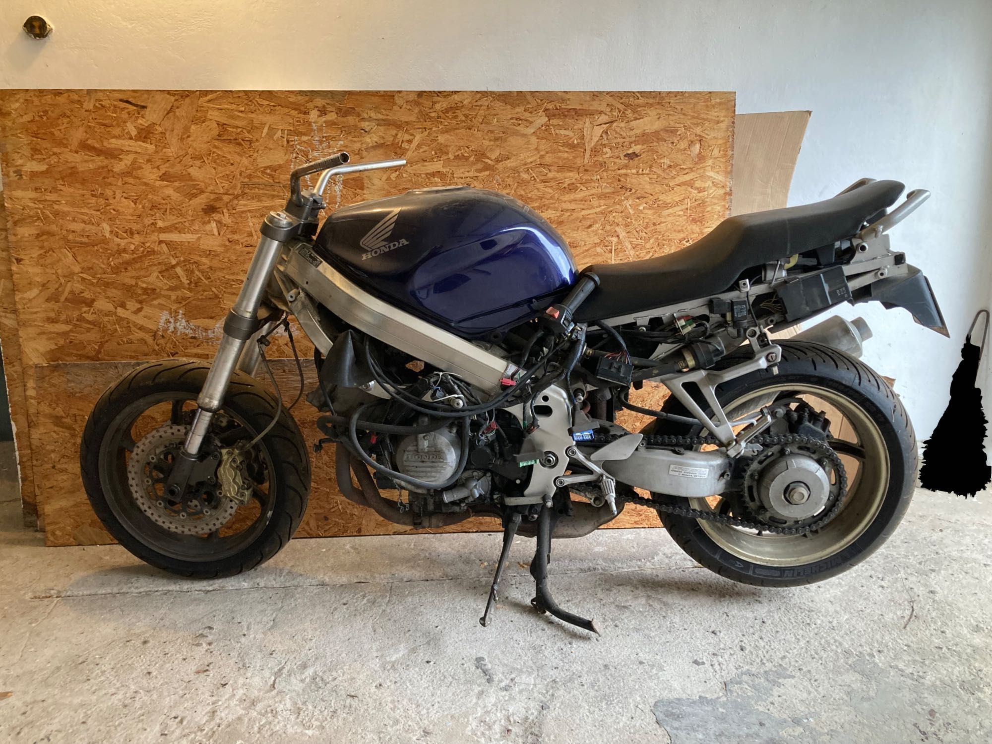 Honda VFR 750F RC36II