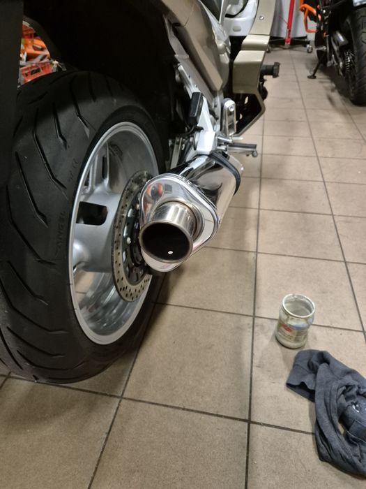 Tłumiki z rurami wydechowymi do yamaha fjr 1300
