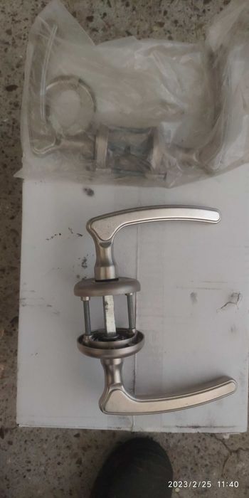 Klamki do drzwi wewnętrznych