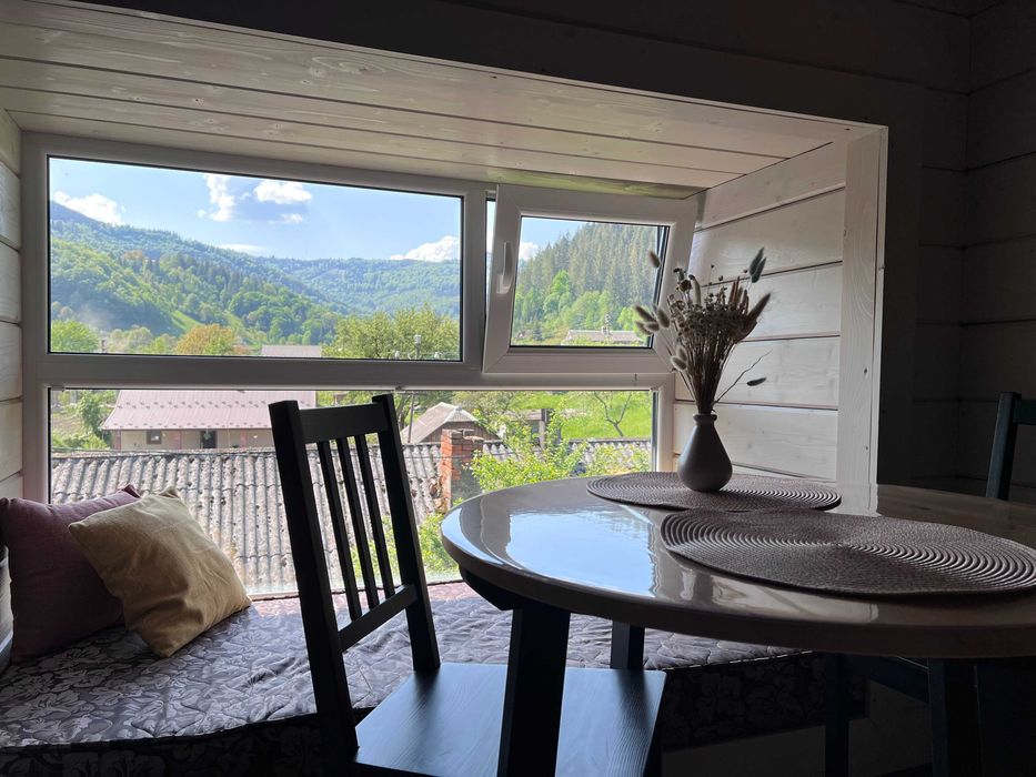 відпочинок в Карпатах НОВІ СКАНДИНАВСЬКІ АПАРТАМЕНТИ біля річки та ГІР