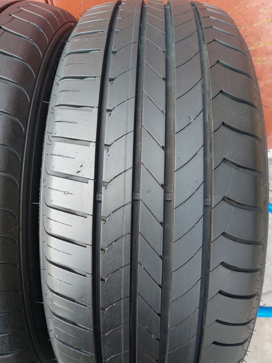 215/55/17 R17 GoodYear Efficient Grip 2шт ціна за 1шт літо шини