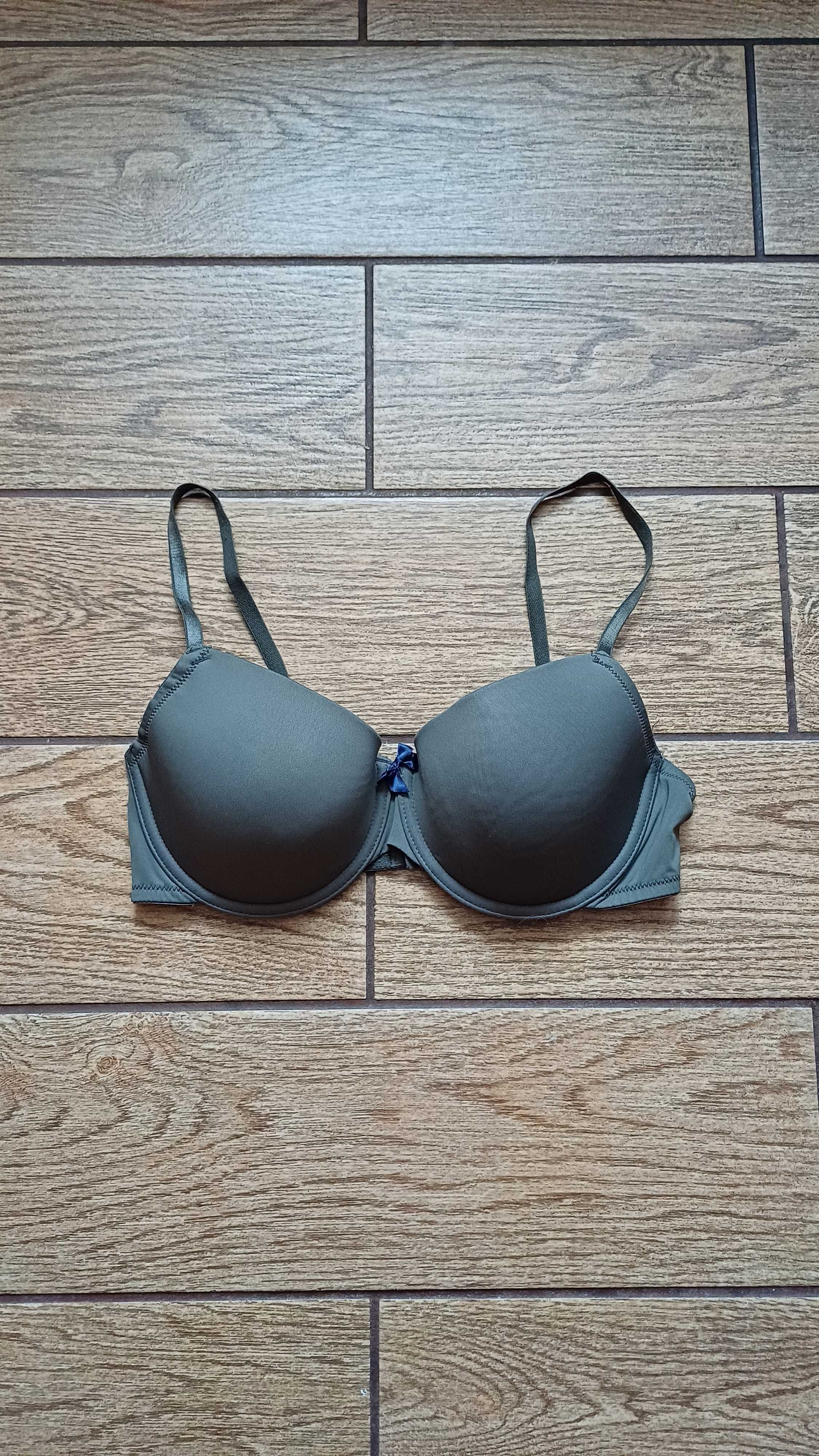 Zielony biustonosz HUNKEMÖLLER R. 85 C