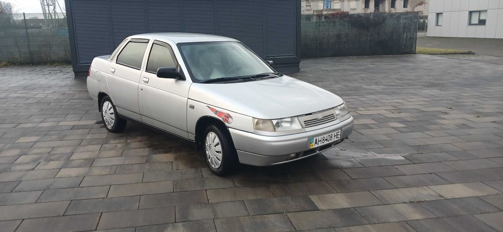 Ваз 2110 богдан 2010 год