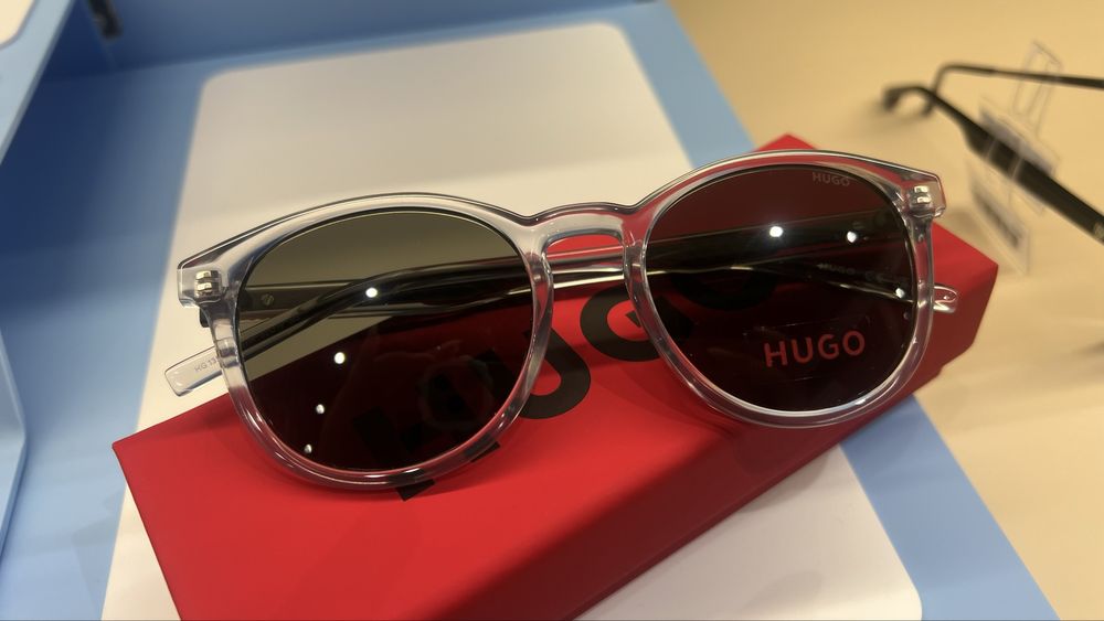 Óculos de sol Hugo