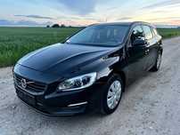 Volvo V60 Lift; Navi; Kamera; Ksenon