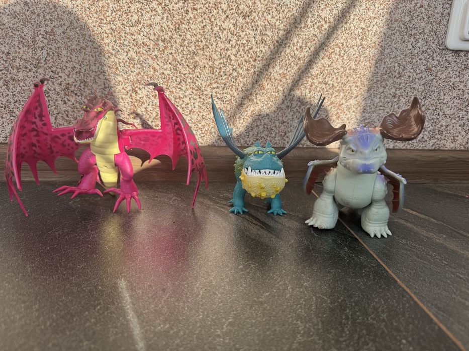 Іграшки як приборкати дракона, как приручить дракона