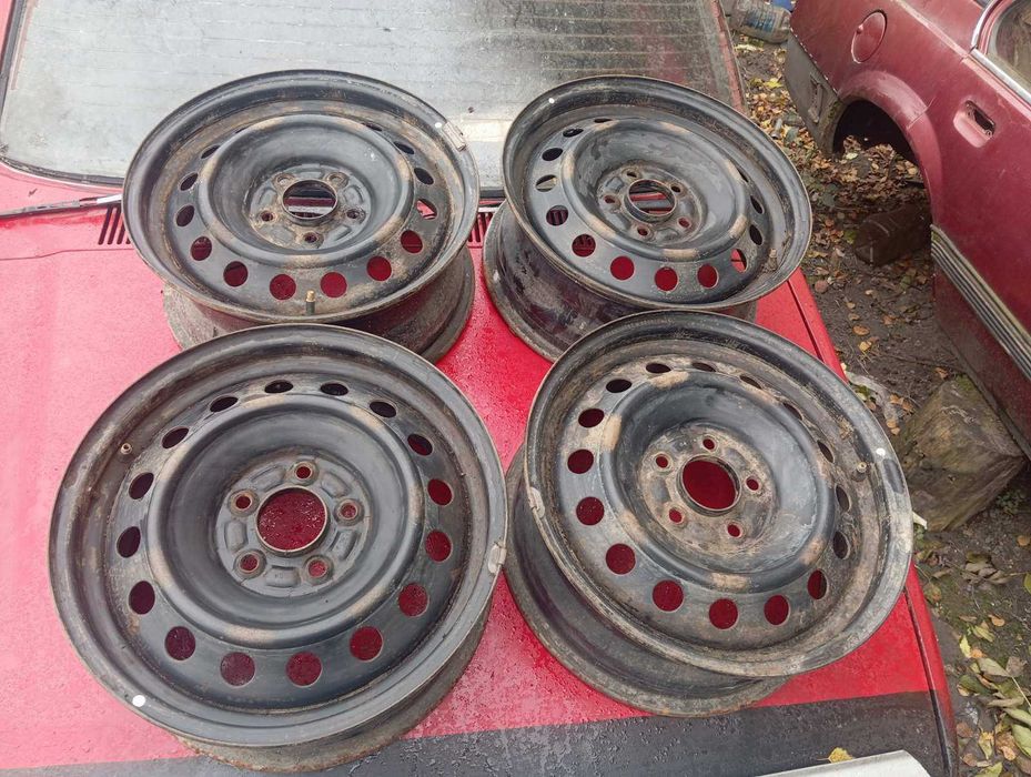 Оригінальні диски 4x100 et45 r13 vw skoda audi seat колеса стальні