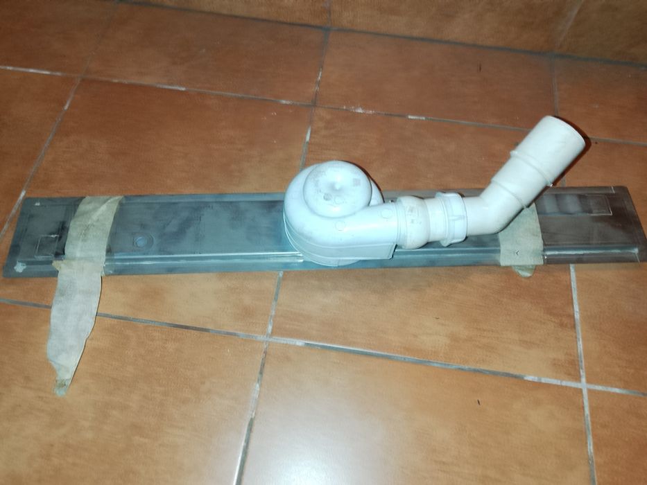 Odpływ liniowy 70 cm.