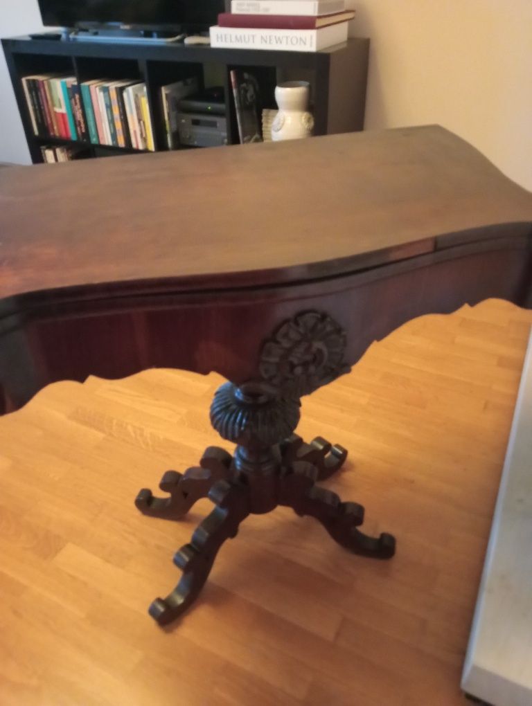 Mesa de jogo antiguidade oportunidade!