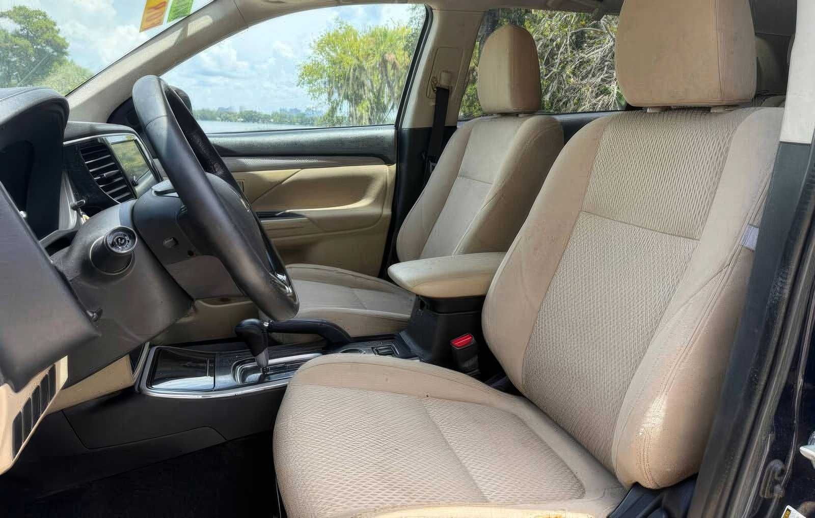 2018 Mitsubishi OutlanderI SE