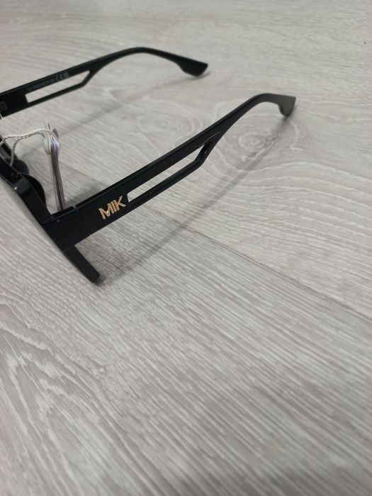 Okulary damskie przeciwsłoneczne czarne