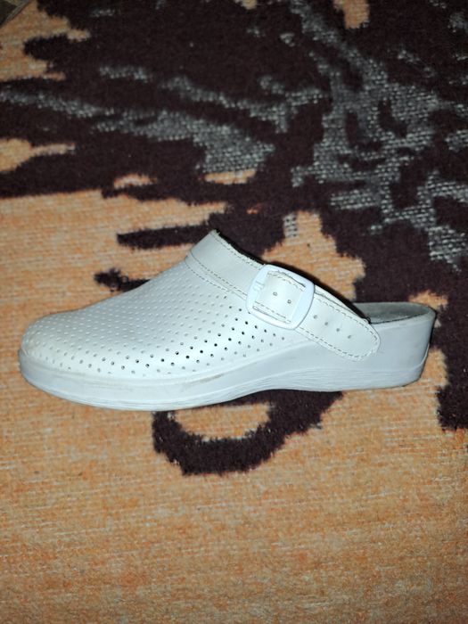 Тапки шкіряні медичні 36 розмір