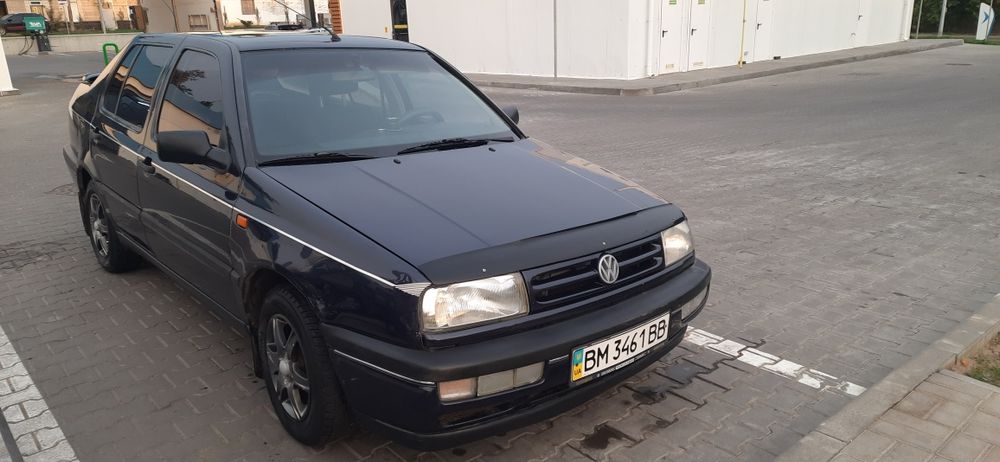 Volkswagen Venta  1.8 бензин.