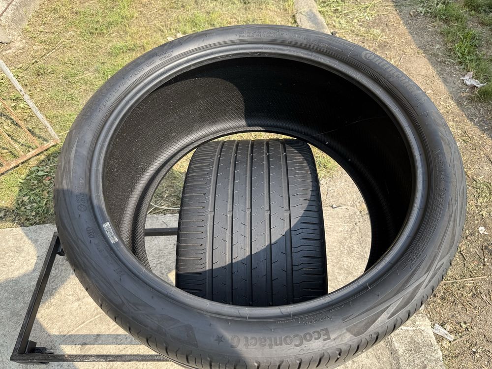 315/30R22 Continental EcoContact 6