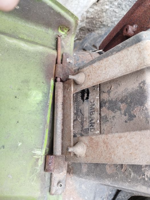 Motoenxada lombardino grifo.