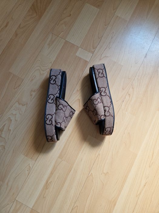 Klapki Gucci Italy