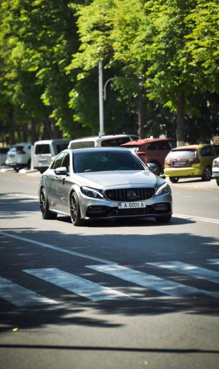 Mercedes-Benz C-Class 2015