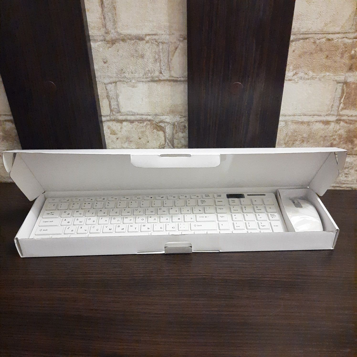 Клавиатура беспроводная белая с мышкой в наборе тонкая