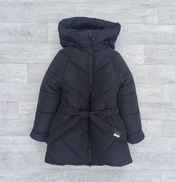 Зимова куртка для дівчинки з поясом