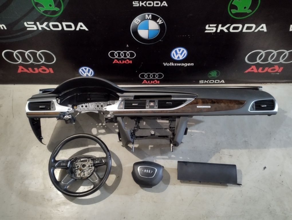 Торпедо торпеда консоль подушка безпеки airbag Audi A6 C7 Ауді А6С7