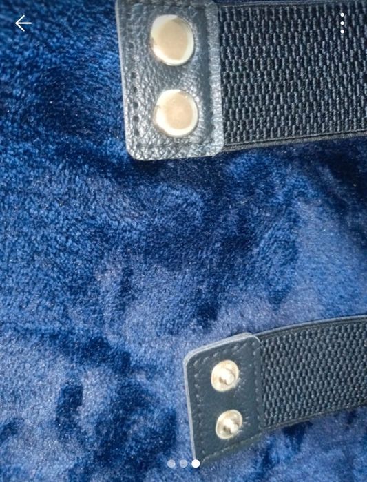 Czarna sukienka wieczorowa