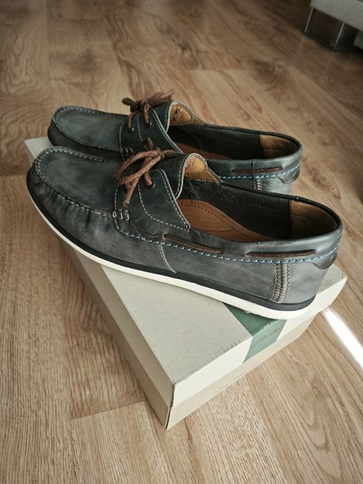 Sprzedam eleganckie mokasyny skórzane Clarks