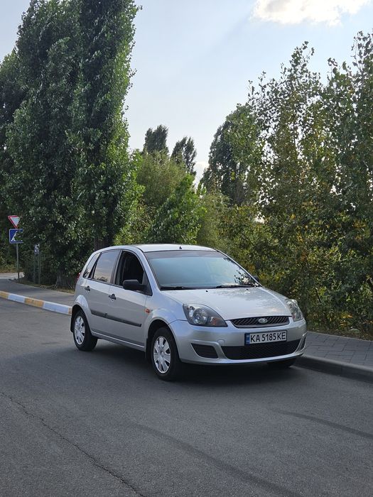 Ford Fiesta mk6.