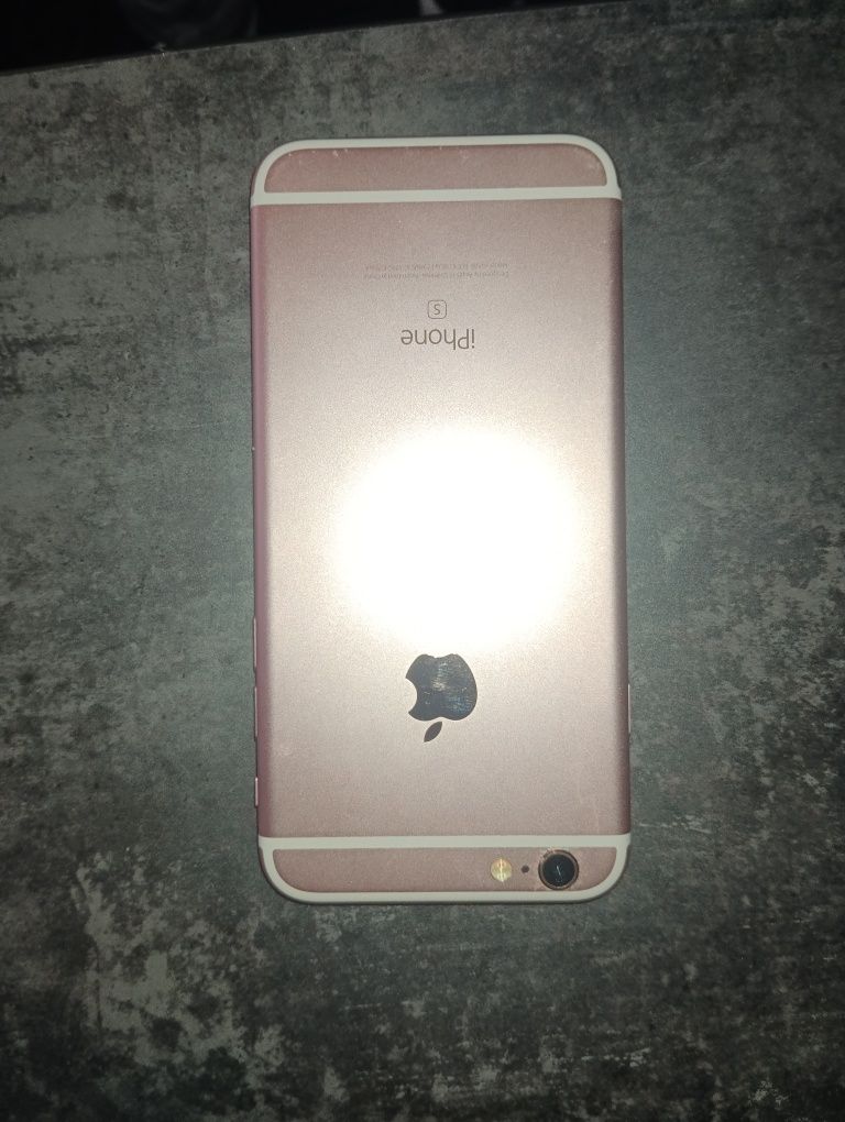 iPhone 6s 32 gb задня крышка рожева