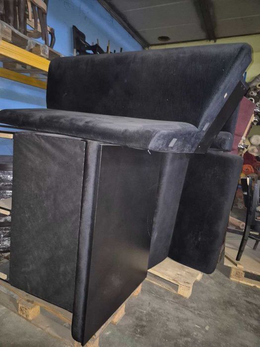 oddam zestaw  sofy używany