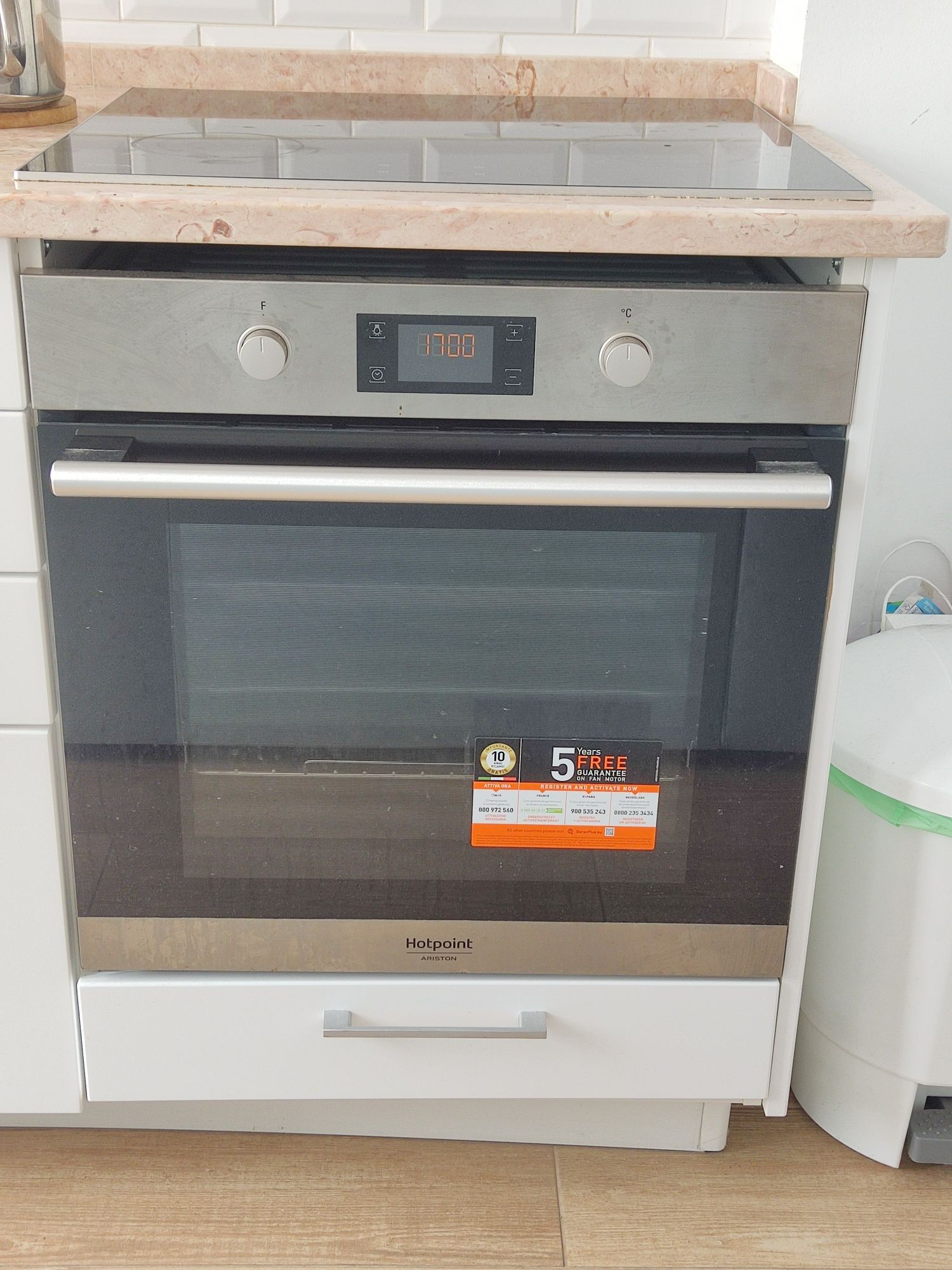 Forno (HotPoint)