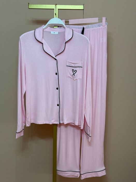 Пижама в стиле Victoria secret розовая М /піжама рожева стиль VS