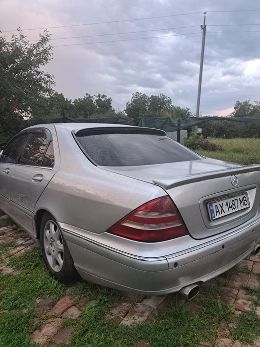 Продам или обмин Мерс 220 S клас