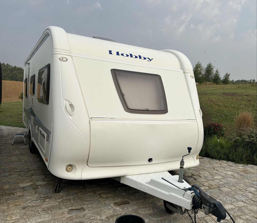Hobby 560 ,2009r. Piętrowe łóżka, z przedsionkiem
