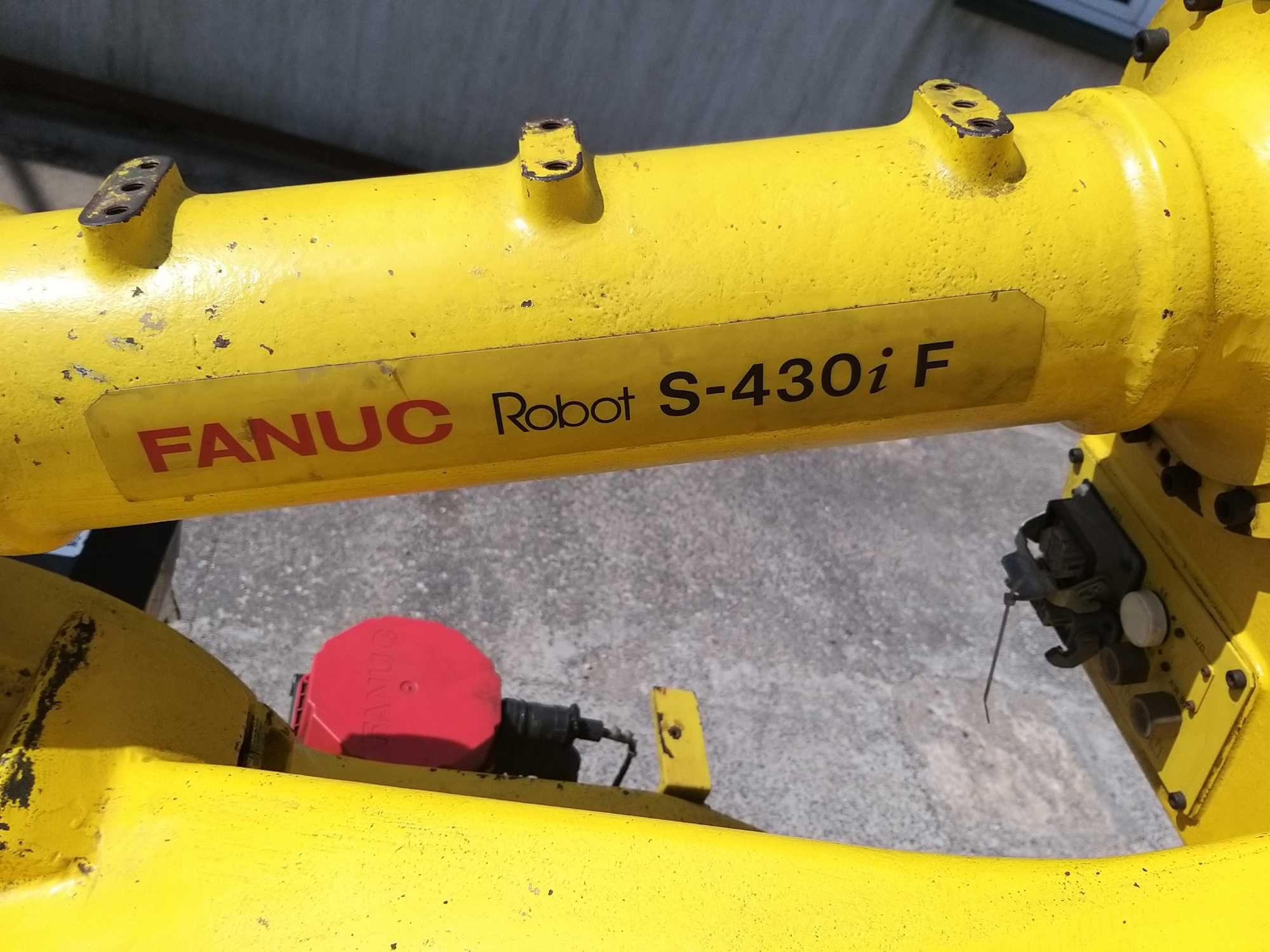 Robot przemysłowy FANUC S-430iF - jednostka mechaniczna