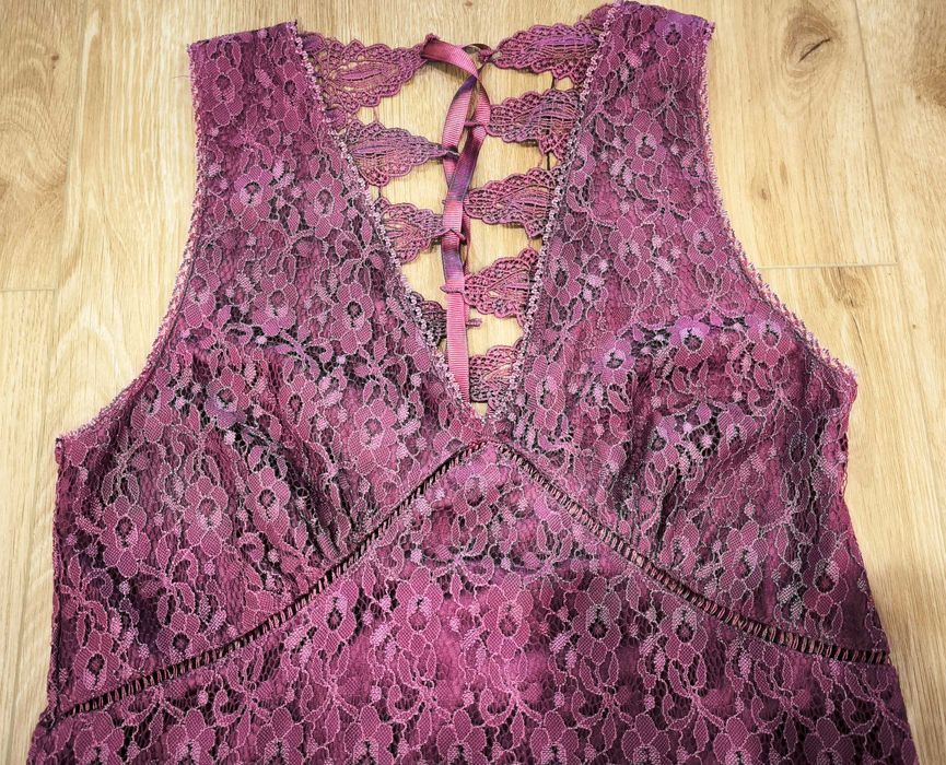 Koronkowa fioletowa sukienka Topshop, roz. 40/42