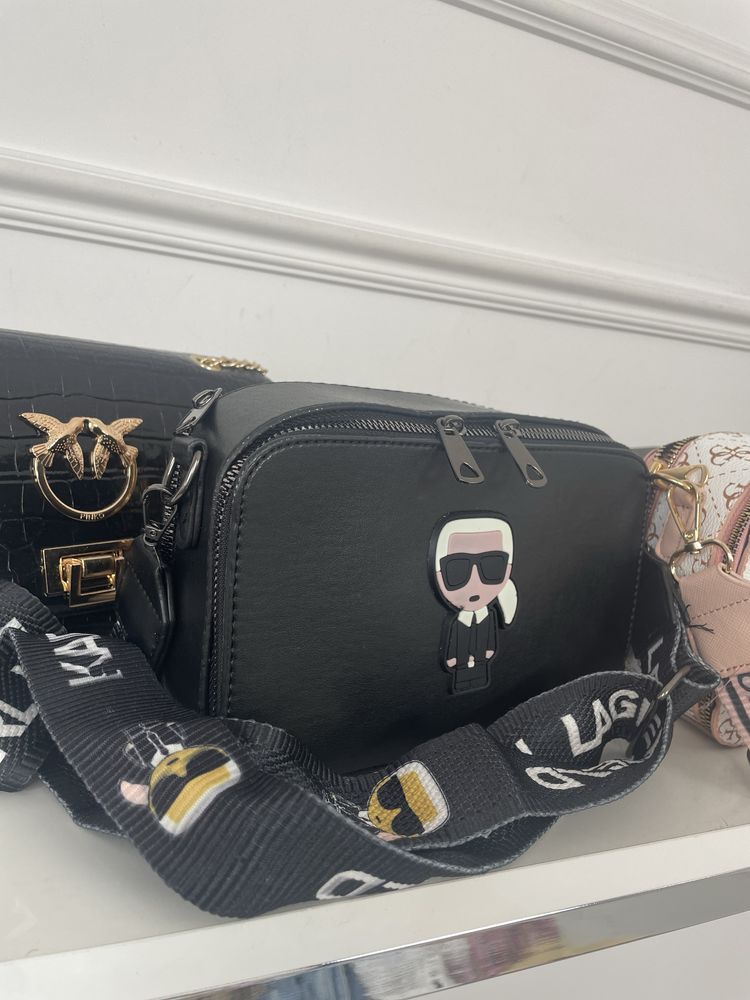 Czarna torebka crossbody pasek karl lagerfeld nowa elegancka pojemna