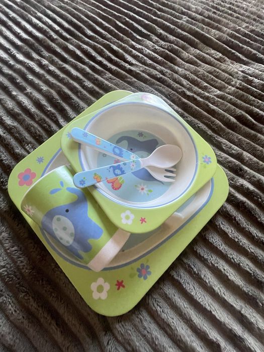 Посуд для немовлят