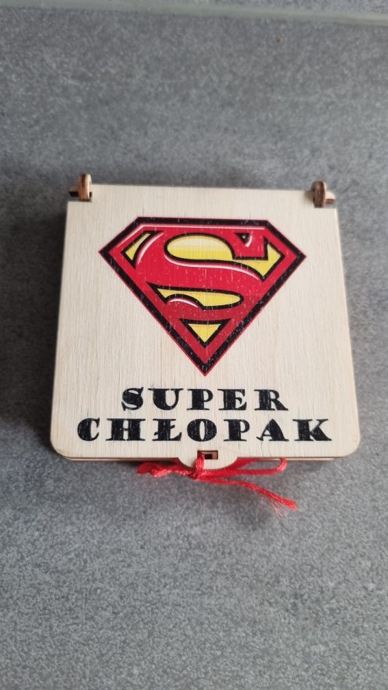Dzień chłopaka, super chłopak, gra kółko krzyżyk
