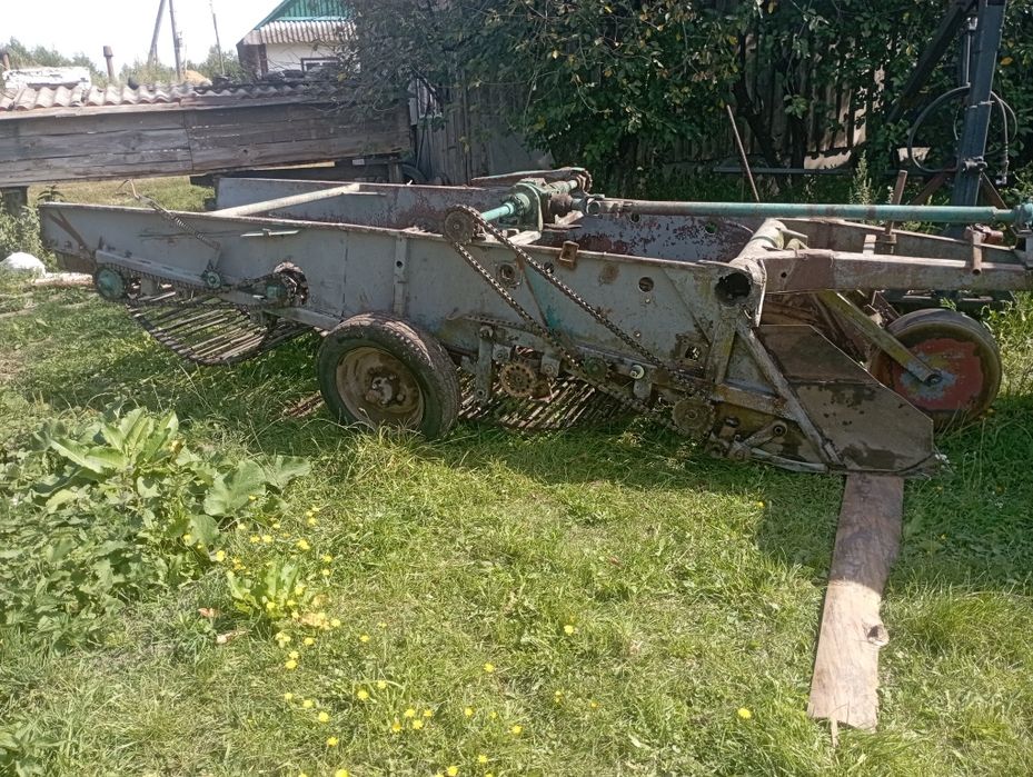 Продам картоплекопачку